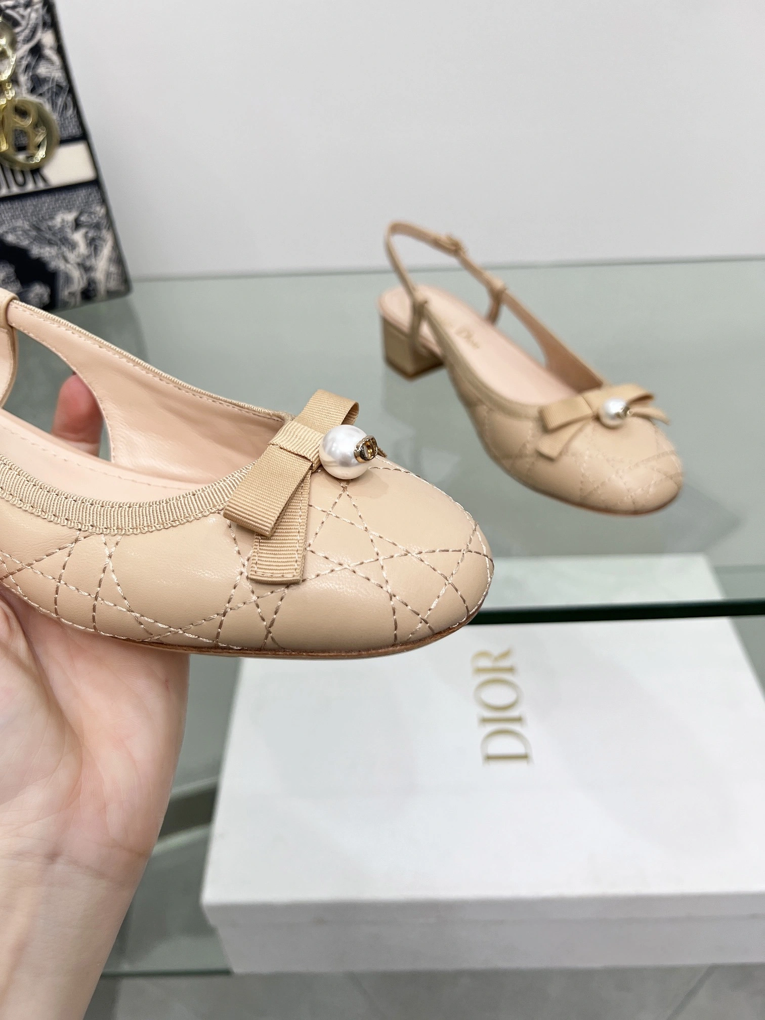TH-- 4ior KDB968CQC_S21U Dior Ballet Heel height：3.5cm item:ET-X000H2118